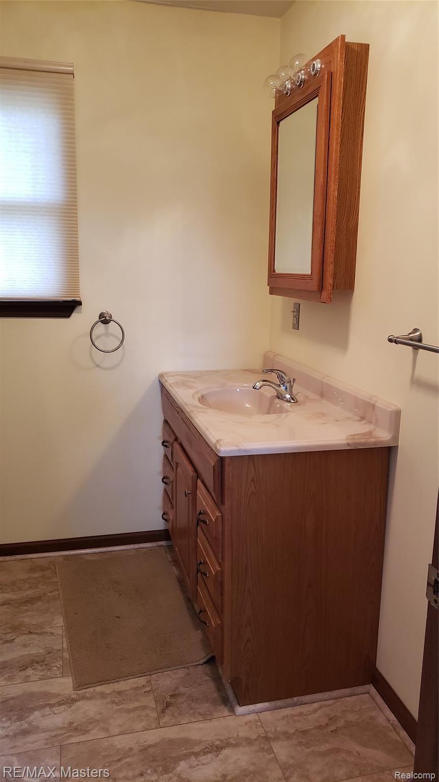2466 Carleton West Road Carleton, MI 48117 - Photo 31 of 48 20210409_085153.jpg