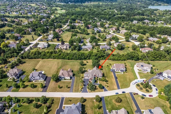 $1,299,000 | 26 East Peter Lane, Hawthorn Woods, IL 60047