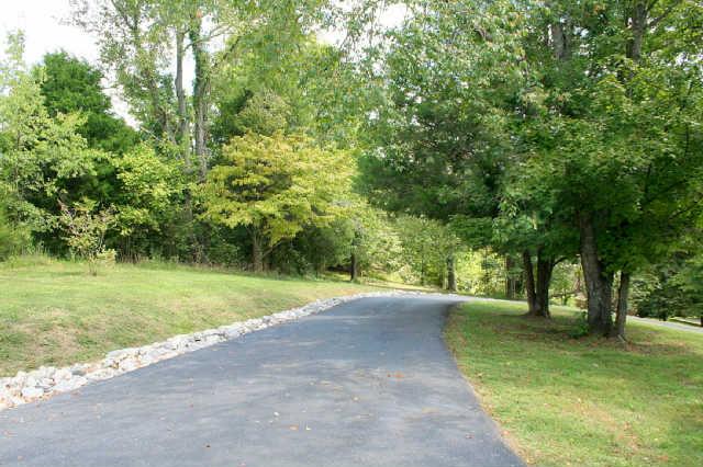 1325 Old Tva Road Columbia, TN 38401 - Photo 20 of 20 Park-like drive to the home