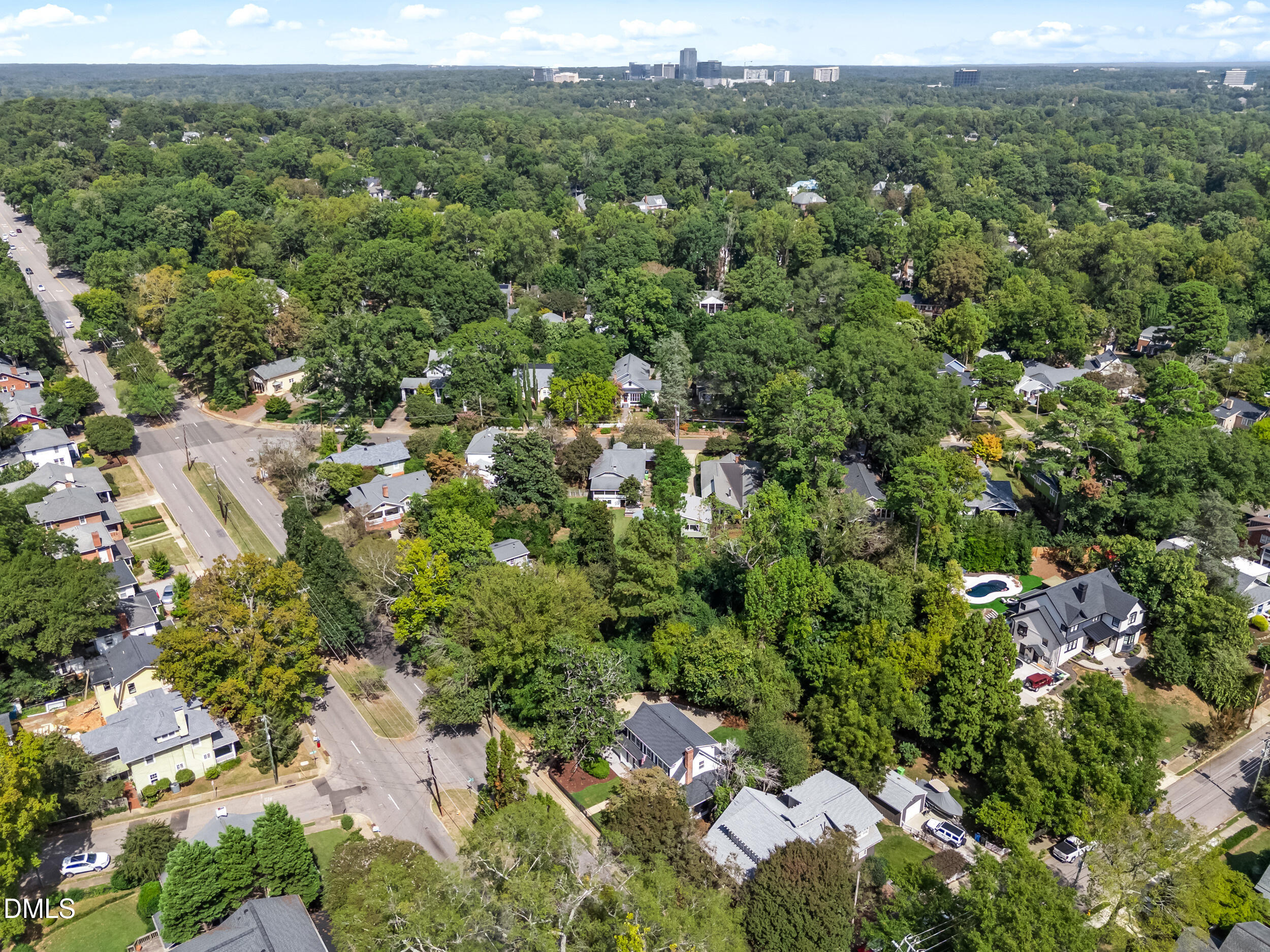 1902 Glenwood Avenue Raleigh, NC 27608 - Photo 70 of 78 8_dji_fly_20250923_124554_0504_175864616