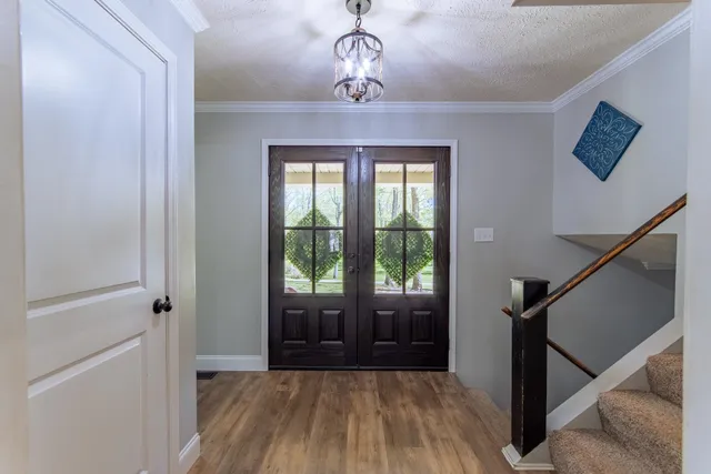 a view of entryway with front door