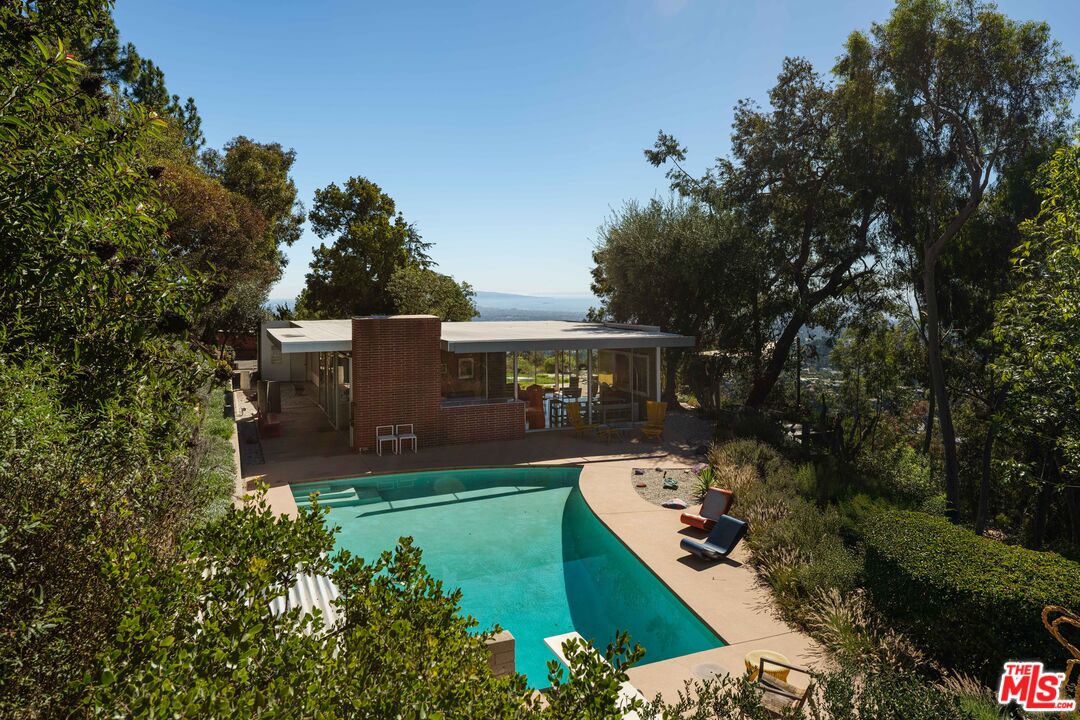 1531 North Tigertail Road Los Angeles, CA 90049 - Photo 21 of 21