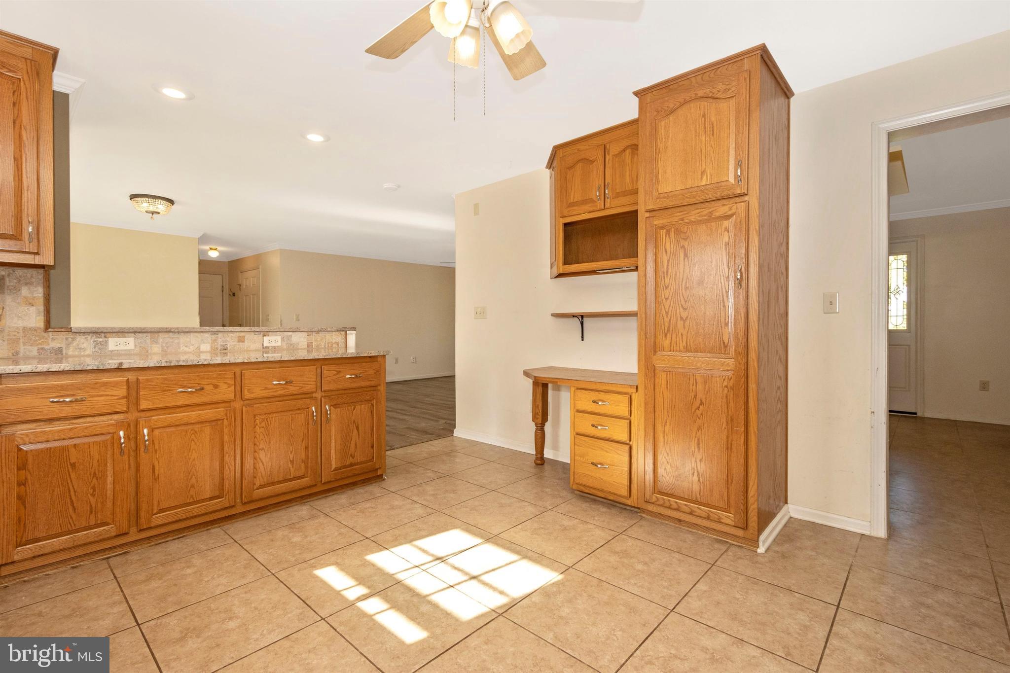 13409 Rabbit Run Terrace Union Bridge, MD 21791 - Photo 14 of 50 Kitchen - Ceramic floor!