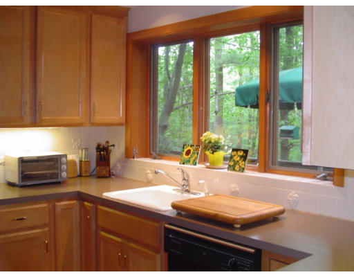 115 Daniels Road Rowley, MA 01969 - Photo 8 of 9 Gallery Image 8