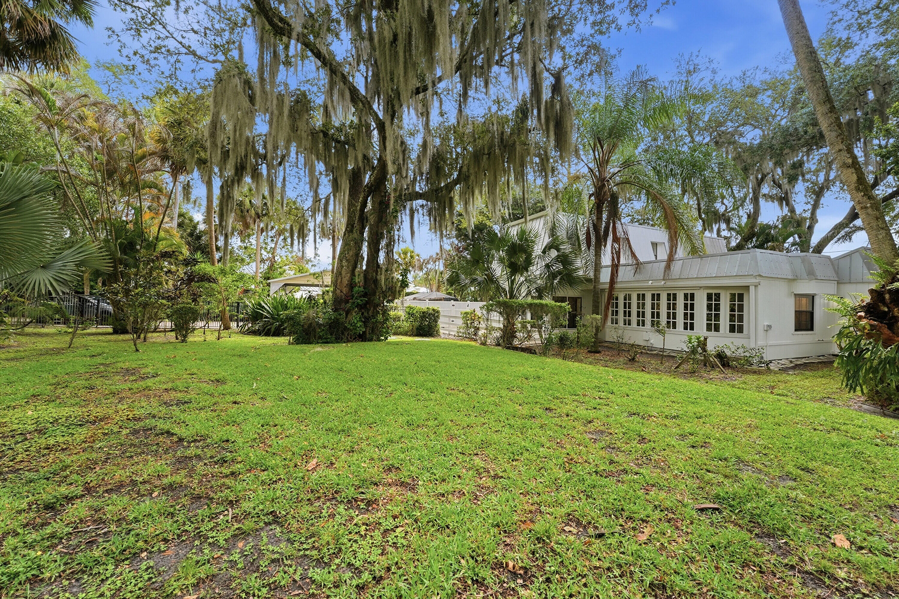 576 Southwest Rustic Circle Stuart, FL 34997 - Photo 39 of 52 39_dsc04939