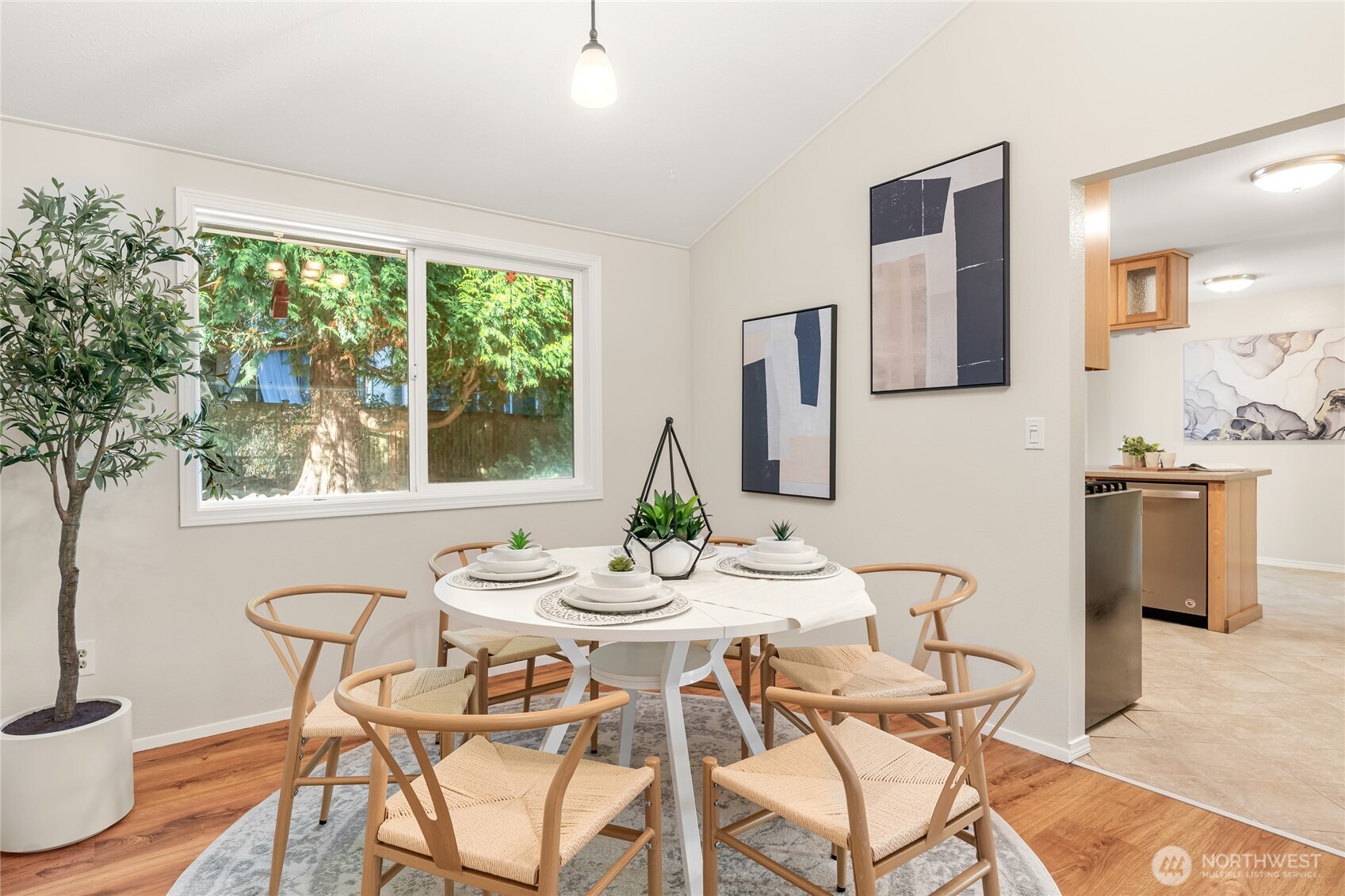 19541 129th Court Northeast Bothell, WA 98011 - Photo 5 of 30