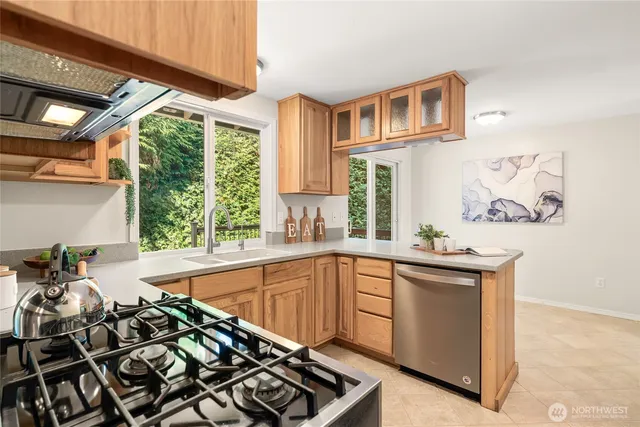 $860,000 | 19541 129th Court Northeast, Bothell, WA 98011