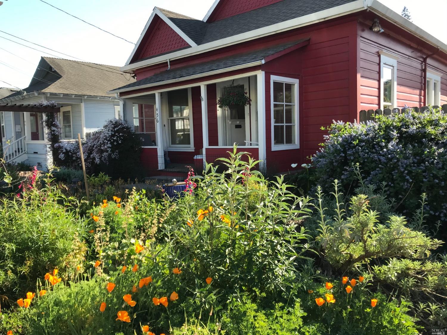 456 Petaluma Avenue, Sebastopol, CA 95472 Compass