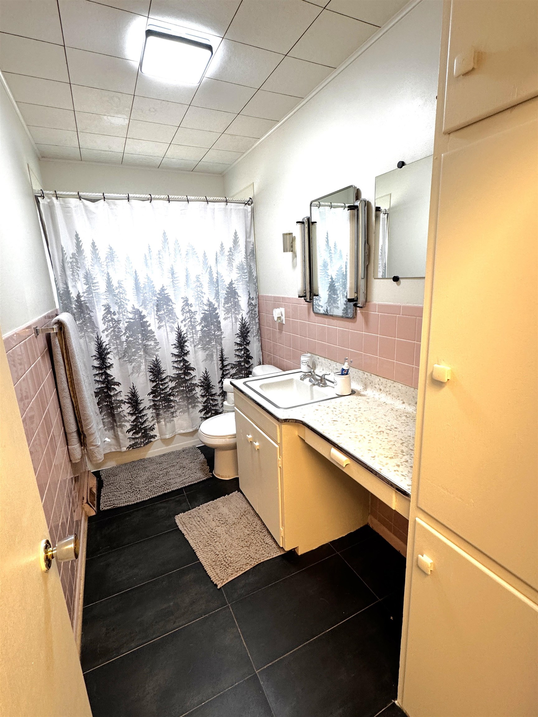 3072 Alta Vista Road Torrington, WY 82240 - Photo 13 of 34