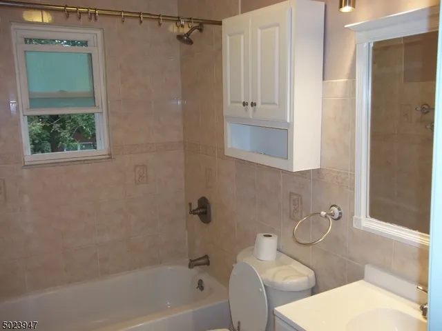 $1,900 | 38 Deanna Drive, Unit 110, Hillsborough, NJ 08844