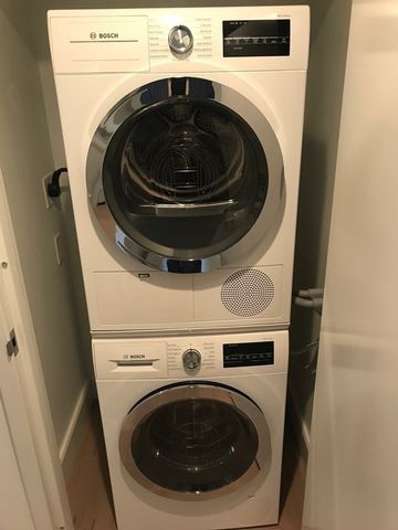 $668,000 | 100 Lovejoy Place, Unit 5L, Boston, MA 02114