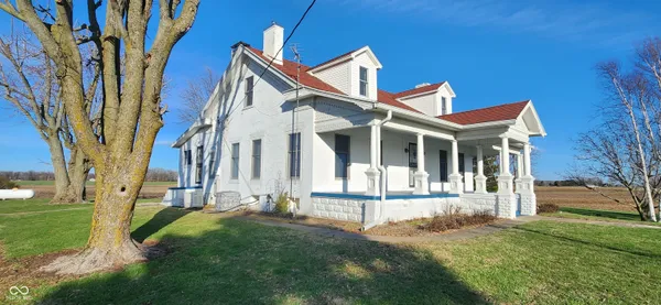 $279,900 | 5678 East Dublin Pike, New Castle, IN 47362