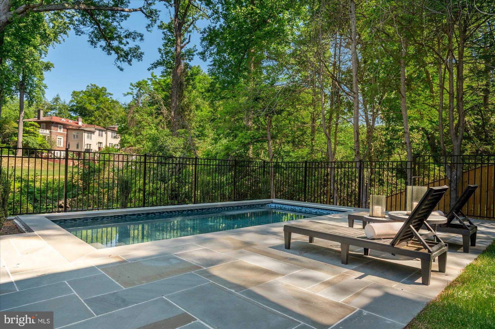 2733 Chesapeake Street Northwest Washington, DC 20008 - Photo 57 of 69