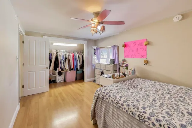 $470,000 | 29 Iowa Avenue, Addison, IL 60101