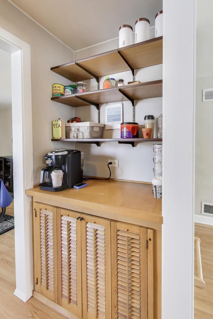 29 Iowa Avenue Addison, IL 60101 - Photo 7 of 31 a room with storage and utility