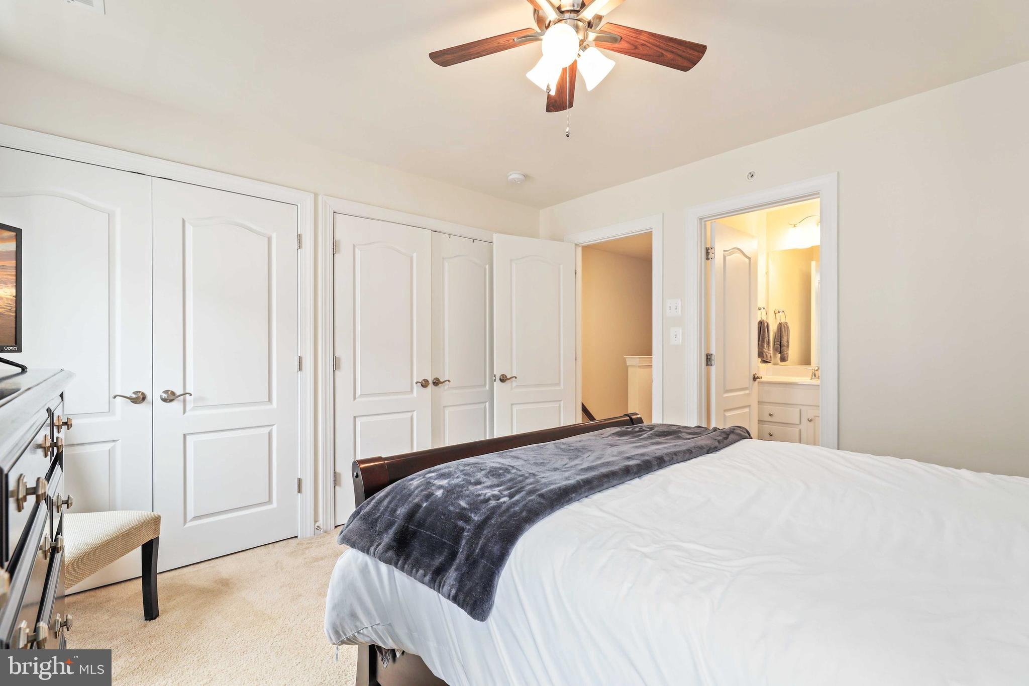 7415 Riding Meadow Way Manassas, VA 20111 - Photo 11 of 24 Gallery Image 11