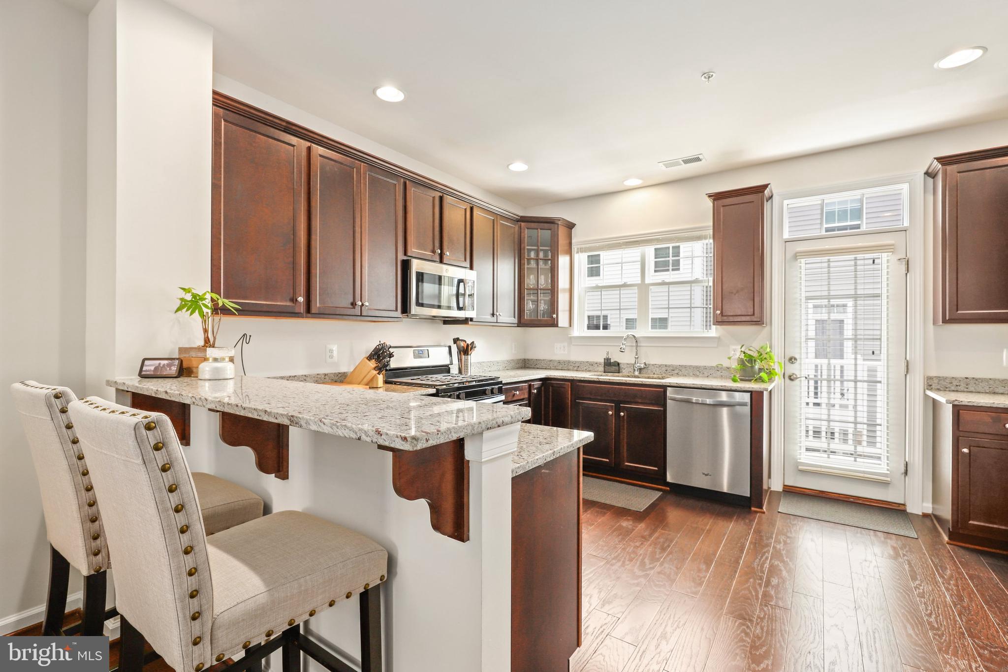 7415 Riding Meadow Way Manassas, VA 20111 - Photo 3 of 24 Gallery Image 3