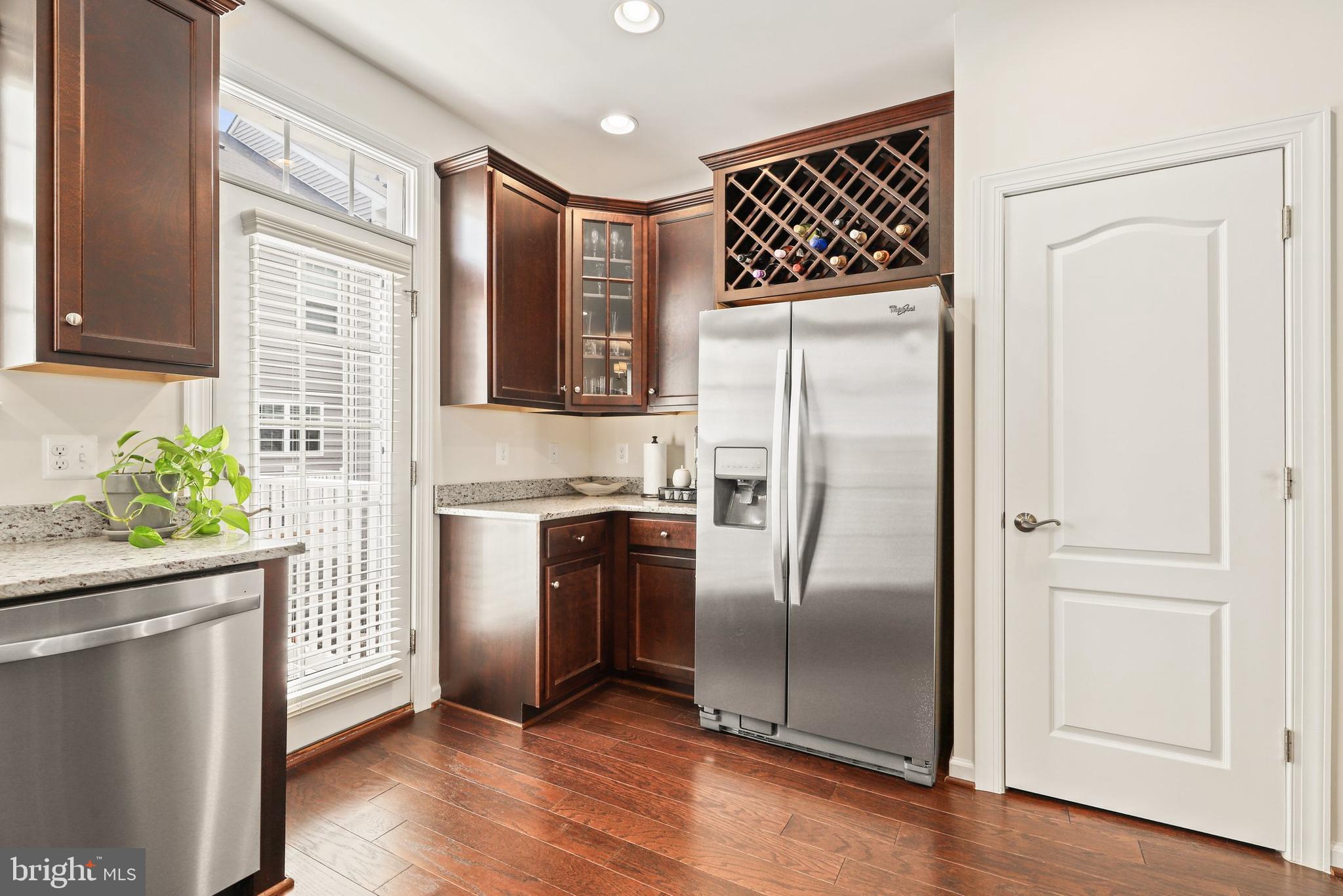 7415 Riding Meadow Way Manassas, VA 20111 - Photo 5 of 24 Gallery Image 5