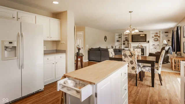 $325,000 | 10122 Sedgehill Drive, Indianapolis, IN 46239