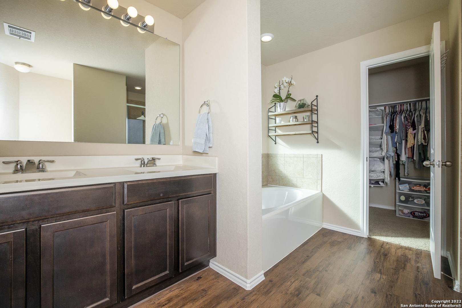 2934 Field Ridge New Braunfels, TX 78130 - Photo 29 of 35 Gallery Image 29