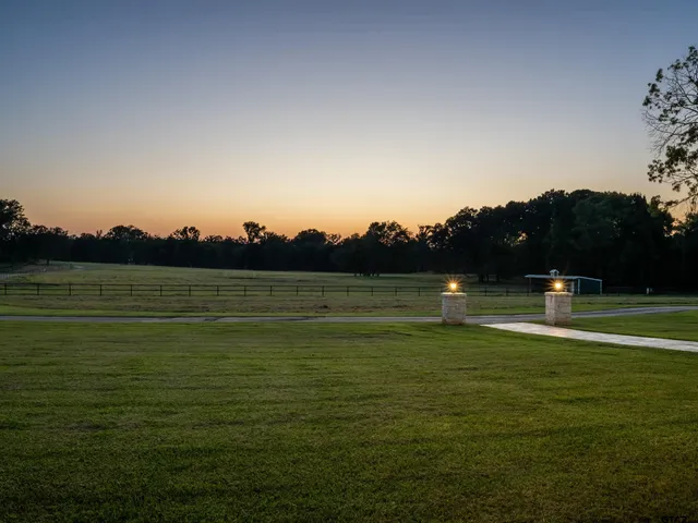 $1,400,000 | 20111 Highway 110, Whitehouse, TX 75791