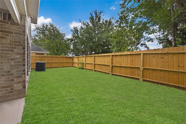 $2,500 | 3010 Palace Oaks Drive, Houston, TX 77082