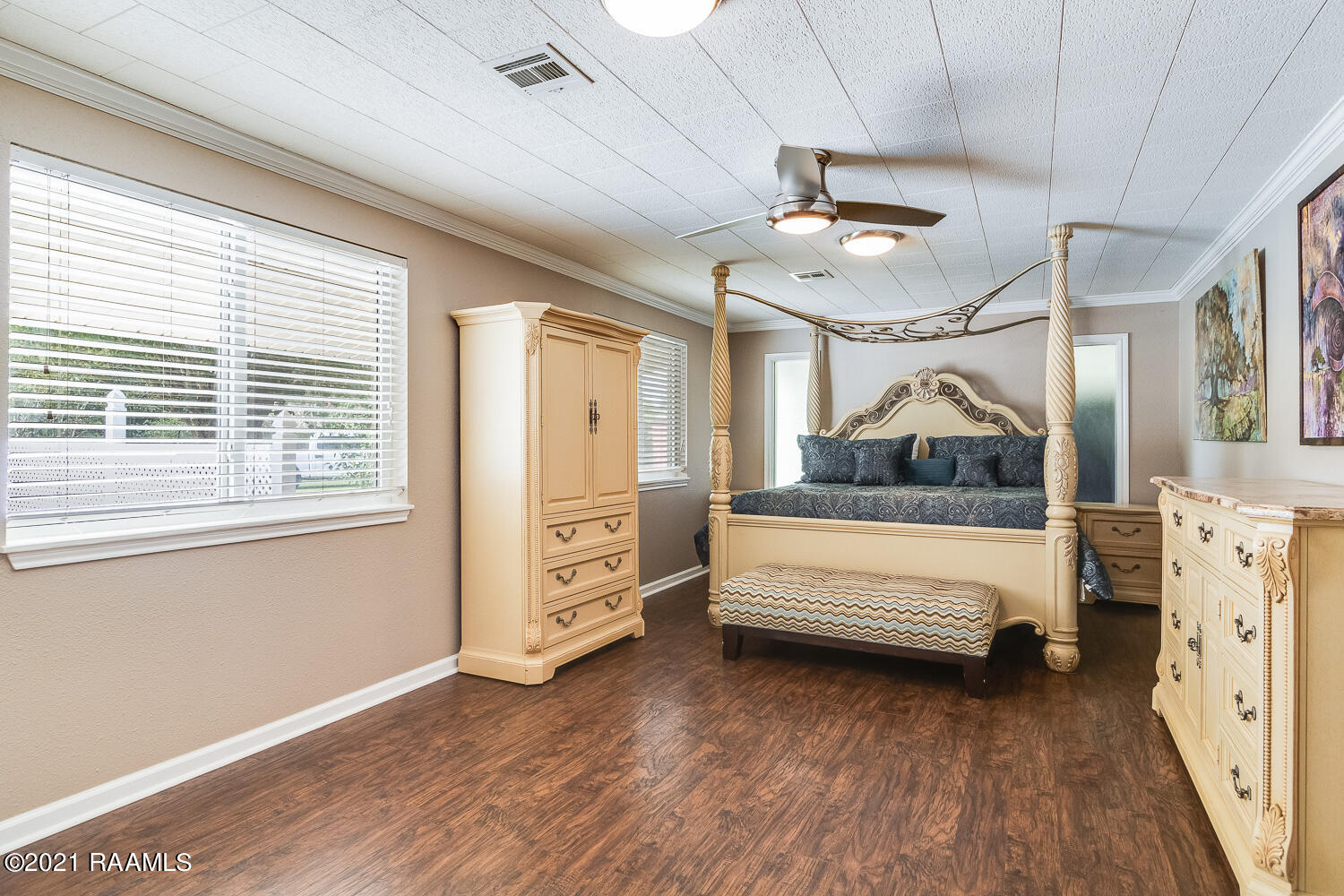 404 Maryview Farm Road Lafayette, LA 70507 - Photo 3 of 33 Master Bedroom