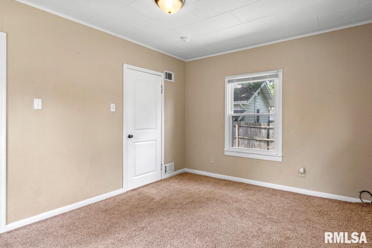 2520 South 10th Street Springfield, IL 62703 - Photo 16 of 44
