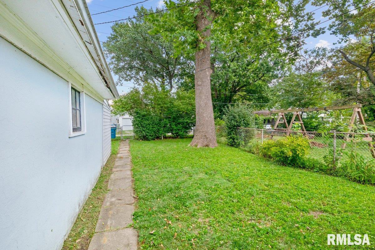 2520 South 10th Street Springfield, IL 62703 - Photo 40 of 44