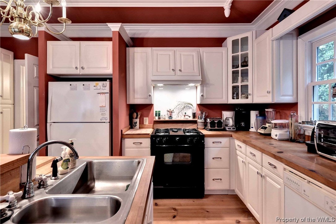 1409 Jamestown Road Williamsburg, VA 23185 - Photo 12 of 38 Gallery Image 12