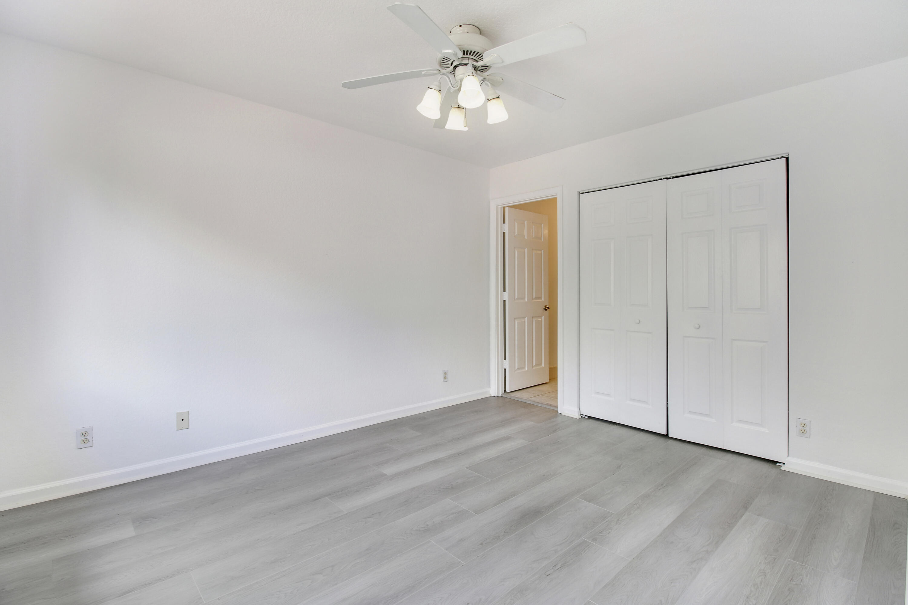 5505 Crossing Rocks Court, Unit 5505 Riviera Beach, FL 33407 - Photo 16 of 27 .