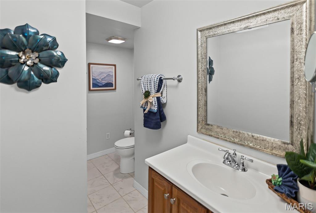 653 Elfgen Street Alton, IL 62002 - Photo 25 of 38