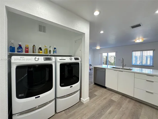 $3,095 | 322 Northeast 3rd Street, Unit C, Hallandale Beach, FL 33009