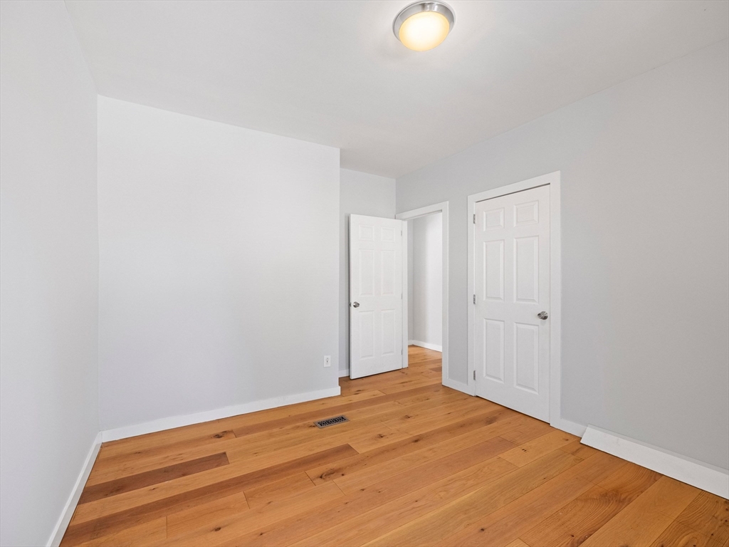 37 Howard Street Lynn, MA 01902 - Photo 18 of 42 a view of room