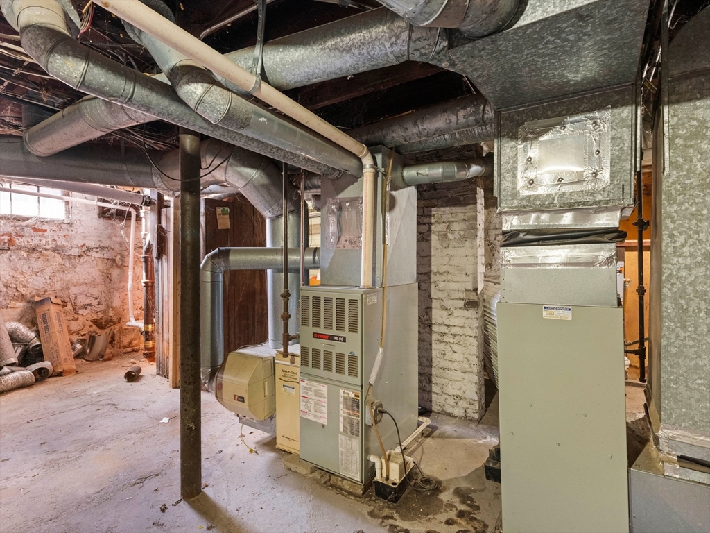 37 Howard Street Lynn, MA 01902 - Photo 42 of 42