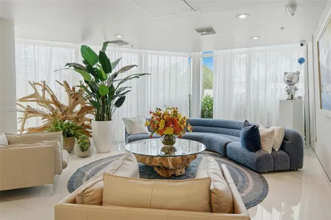 $549,000 | 6305 Indian Creek Drive, Unit 5D, Miami Beach, FL 33141