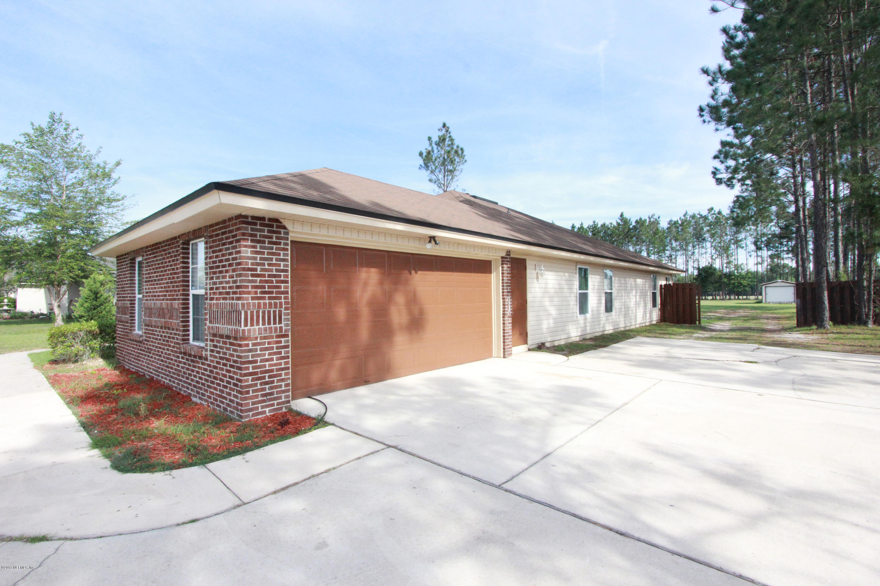 8970 Ford Road Bryceville, FL 32009 - Photo 3 of 14 8970_Ford_Rd_MLS878006_HID1141416_ROOM2