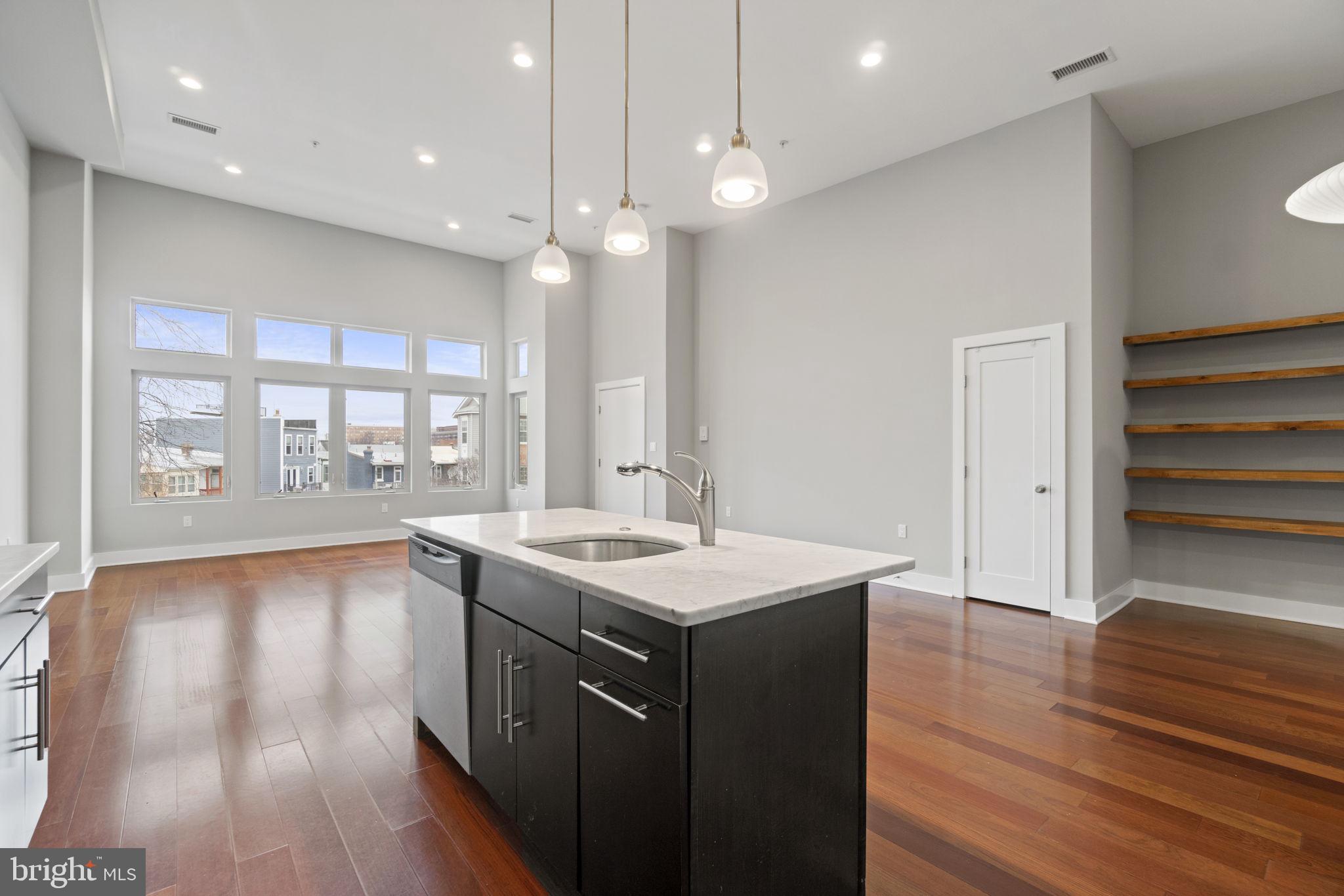 762 Park Road Northwest, Unit 6 Washington, DC 20010 - Photo 3 of 18