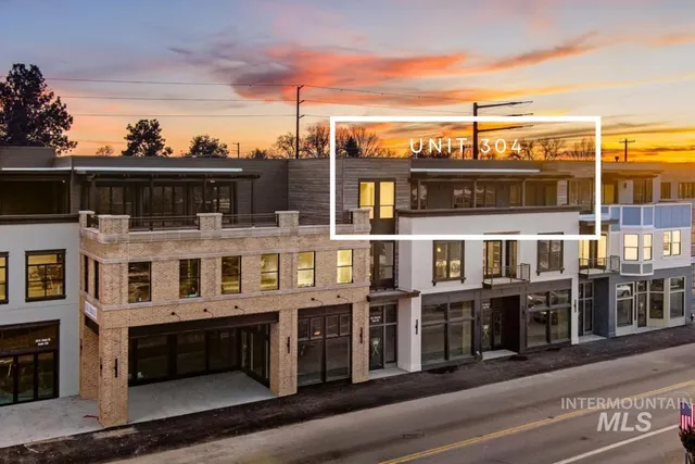 $2,008,000 | 55 East State Street, Unit 304, Eagle, ID 83616