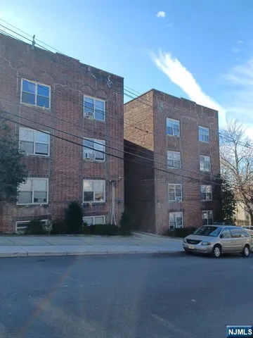 $1,675 | 149 Central Avenue, Ridgefield Park, NJ 07660