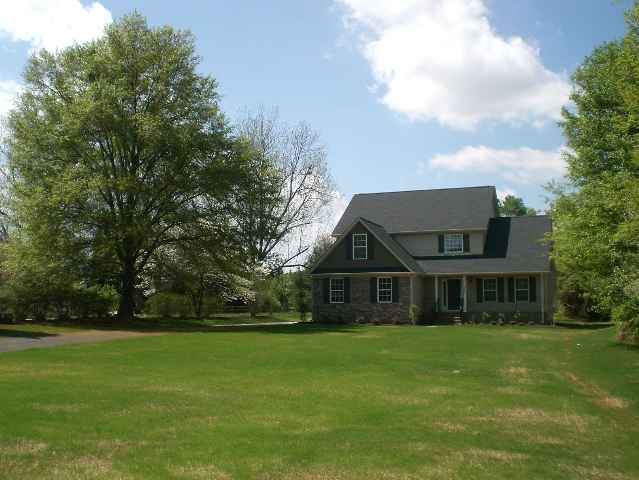 540 Tanner Road Greenville, SC 29607 - Photo 1 of 8 Gallery Image 1