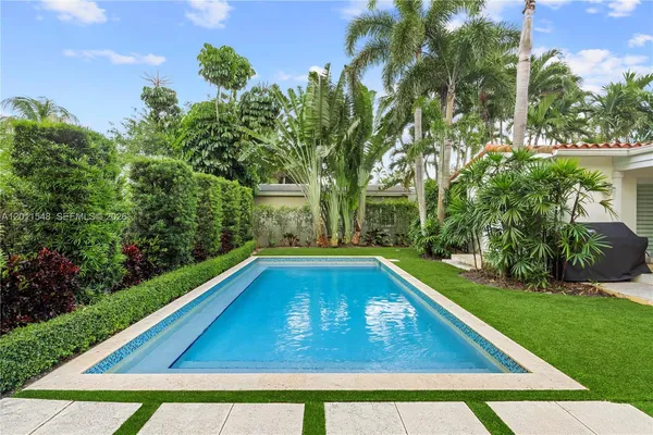$8,500 | 1111 Placetas Avenue, Coral Gables, FL 33146