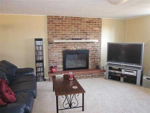 4339 North Koerner Road Peoria, IL 61615 - Photo 11 of 15 Gallery Image 11