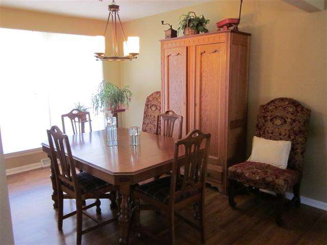 4339 North Koerner Road Peoria, IL 61615 - Photo 4 of 15 Gallery Image 4