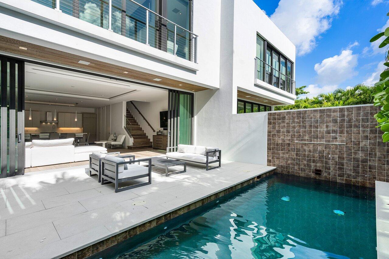 530 Northeast Wavecrest Way, Unit SOUTH Boca Raton, FL 33432 - Photo 15 of 36 030-530NortheastWavecrestWay-BocaRaton-F