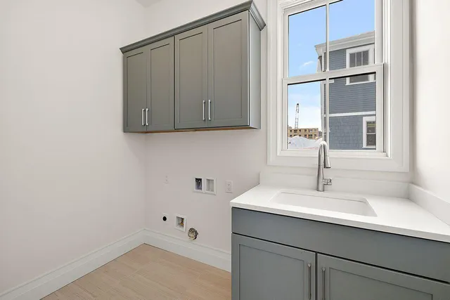 $1,499,000 | 107 South Griswold Street, Northville, MI 48167