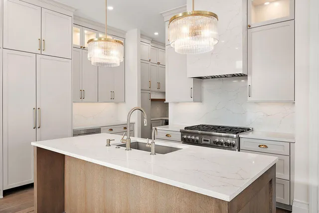 $1,499,000 | 107 South Griswold Street, Northville, MI 48167