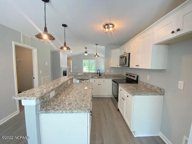 756 Bear Road Benson, NC 27504 - Photo 10 of 25 C d Kitchen