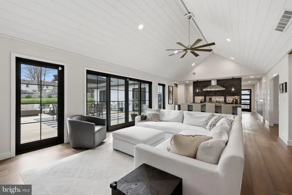 $1,595,000 | 694 Countess Drive, Yardley, PA 19067