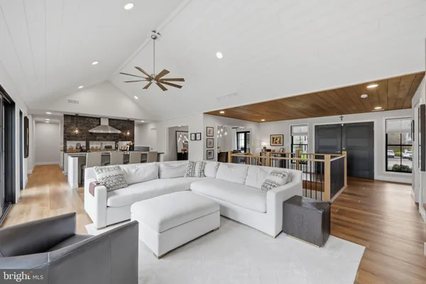 $1,595,000 | 694 Countess Drive, Yardley, PA 19067